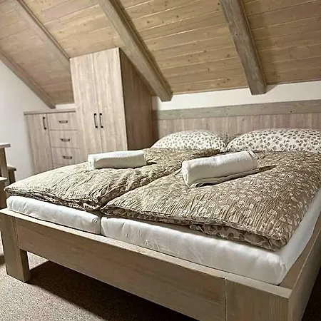 Vesna Hotel 3*